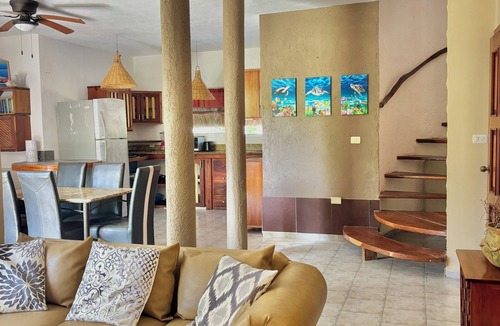 Playa del Secreto House | Beautiful 2 Bdrs Villa with Pool,Private Beach,Wi-Fi, Kayaks, Manager, Chef .
