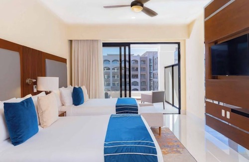 San Jose del Cabo Resort | Beautiful and Luxurious 5-Star Beachfront Resort in Villa la Valencia Los Cabos