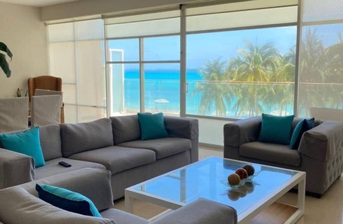 Punta Cancun House | BEAUTIFUL AND SPACIOUS OCEANFRONT CONDO IN CANCUN.