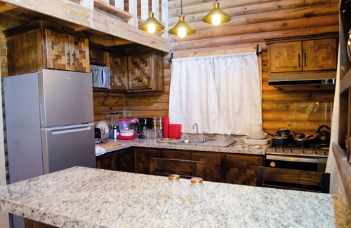 San Antonio de Las Alazanas Cabin | Beautiful cabin for family stays or romantic dinners as a couple.