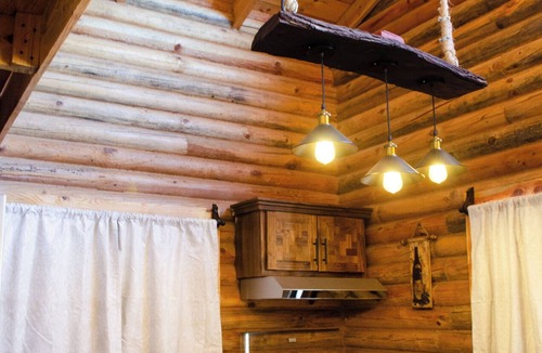 San Antonio de Las Alazanas Cabin | Beautiful cabin for family stays or romantic dinners as a couple.