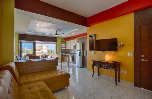 Emiliano Zapata Condo | Beautiful condo on Aguacate street 1BD Condo for rent in Old Town, Puerto valla