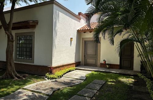 Morelos House | Beautiful House with the best weather of Cuernavaca in a private Neighborhoodd