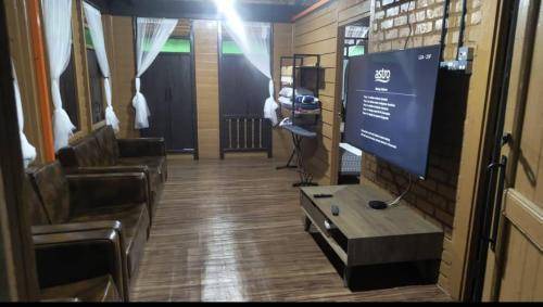 Batu Pahat Bed & Breakfast | Bed and breakfast ∙ 10 guests