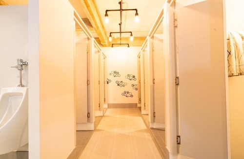 Chana Songkhram Hostel | Bedspread Hostel - Adults Only