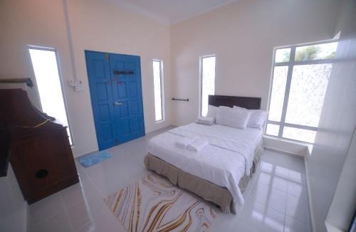 Kampung Kelewang Jatoh Hostel | Bee Good Chalet