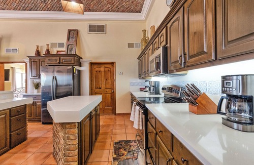 Las Conchas House | Bella Vida – Beachview, Sleeps 12, Rocky Point