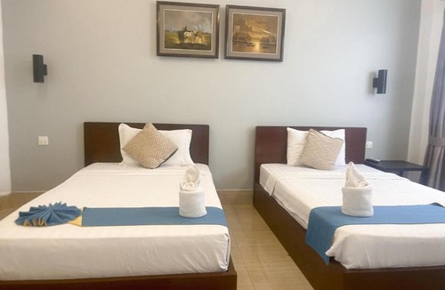 Daun Penh Hotel | Best Central Point Hotel