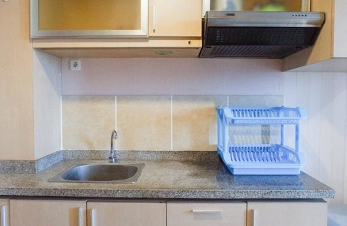Siwalankerto Apartment | Best Price Studio Near Petra University At High Point Serviced Apartment