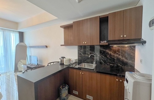 Suko Manunggal Apartment | Best Value and Comfortable Living 2BR at Grand Sungkono Lagoon Apartment