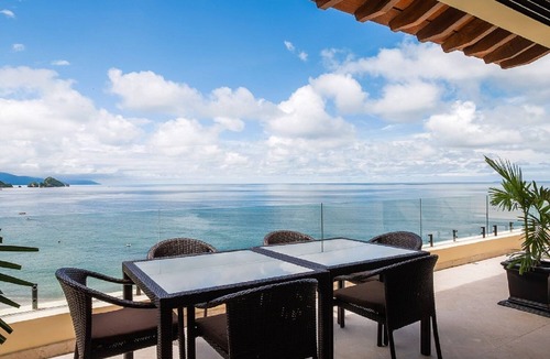 South Shore Hotel Area Condo | Beyond Waves: 3BR Oceanfront Penthouse Sanctuary at Garza Blanca