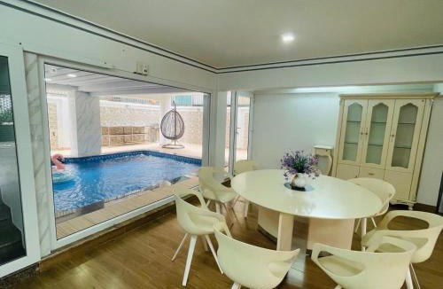 Phuoc Long Villa | Biệt thự phố, hồ bơi