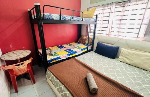 Sungai Baru Tengah Hotel | Bidara Guest House