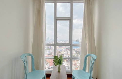 Chinatown Apartment | Big and Cozy 3BR Apartment Lucky Tower Residence