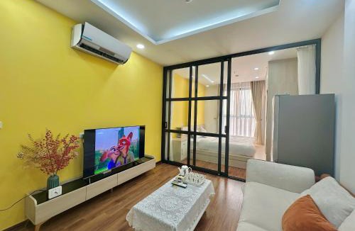 Bac Ninh Apartment | BIG DEAL 1 bed Green Pearl 5 minutes China Town
