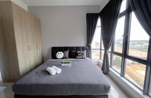 Setia Tropika Apartment | BIG & Spacious Two Bedrooms, 1-6 Pax, Condo at D Secret Garden - Johor Bahru-Setia Tropika-UTM-Mid Valley-Paradigm Mall