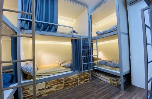 Bui Thi Xuan Hostel | Biggest Dorm Beds @Gare de L'amour hostel 5 mins walk to Backpackers Street