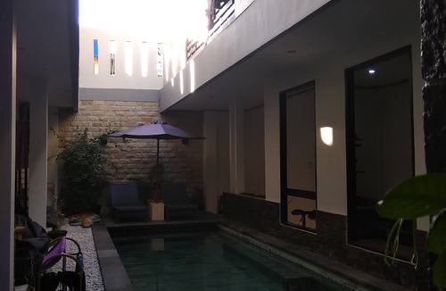 Gili Trawangan Hotel | Bintang Darmawan Villa (Bdv)