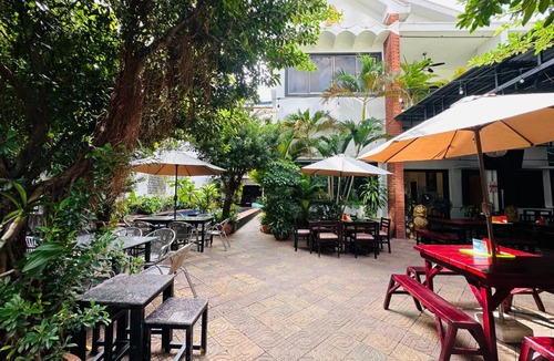 Phnom Penh City Centre Hotel | Birdcage Boutique