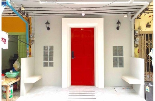Phra Khanong House | BKK Airport Layover 2Beds, Near BTS&Local Market
