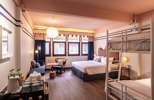 Bang Rak Hostel | Blu Dock Restel Bangkok