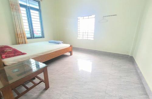 Le Thuy House | Blue House HomeStay