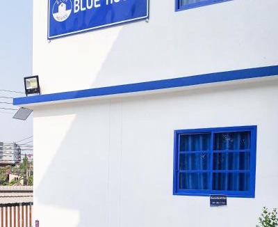 Ang Thong Apartment | Blue House