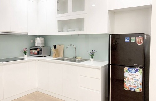 Hoang Mai Apartment | Bom Homestay Vinhomes Times City