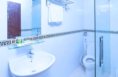 Cao Lanh Hotel | Bong Sen Xanh Hotel