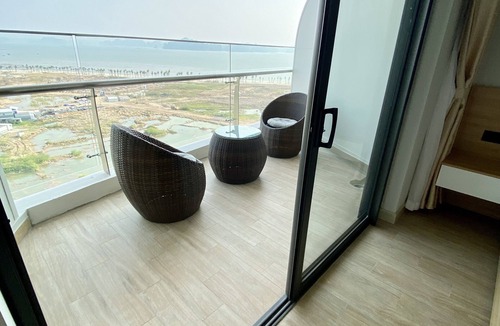 Ha Long Apartment | Brand new luxury condo with gorgeous balcony view to Ha Long Bay