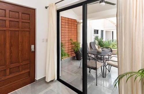 Colonia Adolfo Lopez Mateos Condo | Brand New Studio in the Heart of Cozumel
