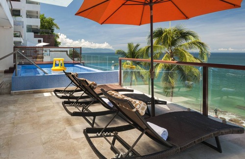 Amapas Condo | Breathtaking views over los muertos beach, Sky Suite C