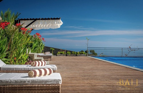 Kaliasem Villa | Breathtakingly Beautiful and offers a panoramic view!