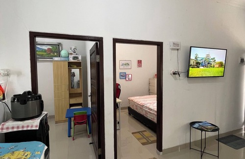 Kecamatan Labuapi Bed & Breakfast | Breeze Home BnB