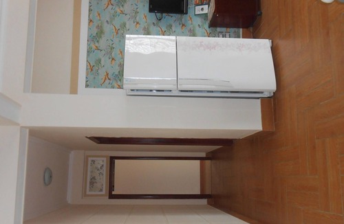 Nhat Tan Apartment | Bright, airy, well equipped, near west lake 2 bedrm apartment