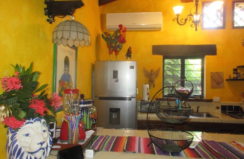 Bucerias House | BUCERIAS~EX-LARGE CASA~10 SECONDS to BEACH~Lush Tropical Gardens~Great Location~