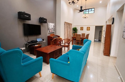 Alor Gajah House | Bucketland Villa 1 Alor Gajah Melaka - Private Pool & Karaoke