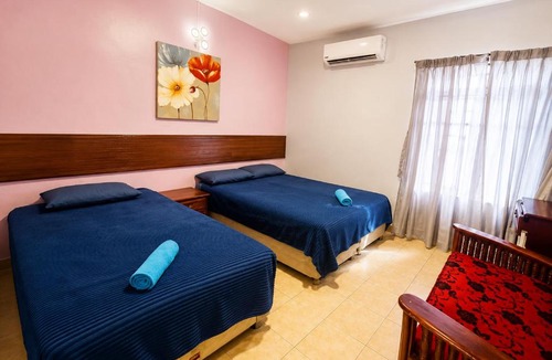 Alor Gajah House | Bucketland Villa 3 Alor Gajah Melaka - Private Pool & Karaoke