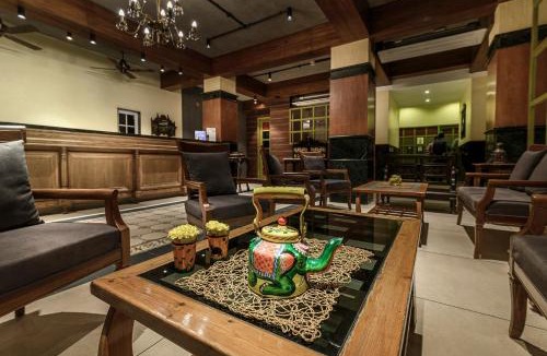 Surat Bed & Breakfast | Budget Inn Bellevue