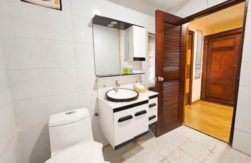 Kenue Kang Hotel | Butterfly Valley