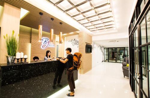 Ban Tai Hotel | BY Hotel Kanchanaburi