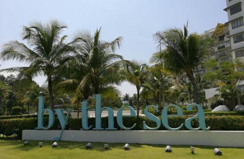 Batu Ferringhi Apartment | By The Sea BeachFront Penang