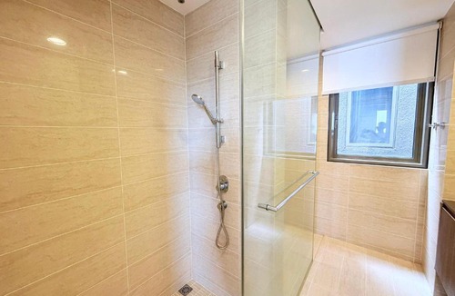 Tanjung Bungah Apartment | By The Sea @ Cozy Beachfront Home