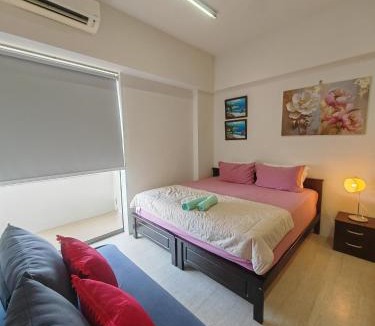 Batu Ferringhi Apartment | By The Sea Fully Seaview all rooms Beach front