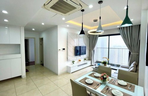 Trung Hoa Nhan Chinh Apartment | Căn hộ 2 phòng ngủ, 2 phòng có tầm nhìn thoáng - Vinhomes D'Capitale