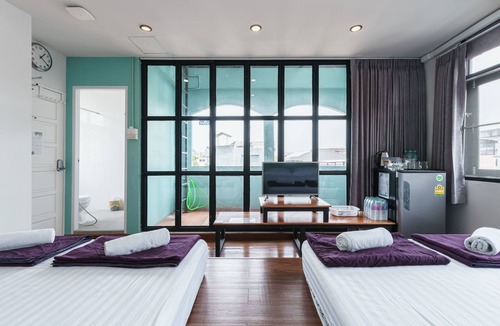 Ban Phan Thom Hostel | [C]GLASSHOUSE&bathroom 5-minutes walk from Khao San Road.