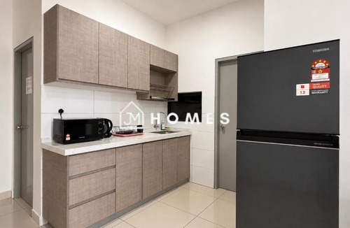 Kampung Bukit Dukong Apartment | C180 Trader Park 3BR Food Haven with Balcony #A16