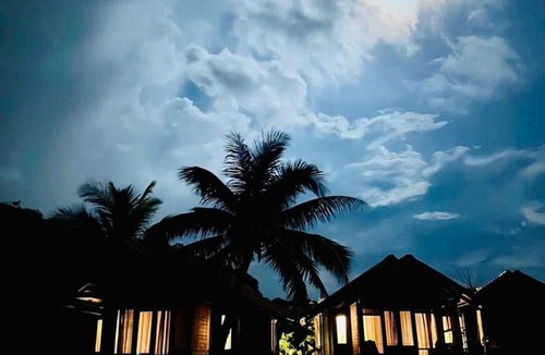Cat Hai Hotel | Cabalina Grove