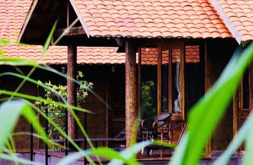 Cat Hai Hotel | Cabalina Grove