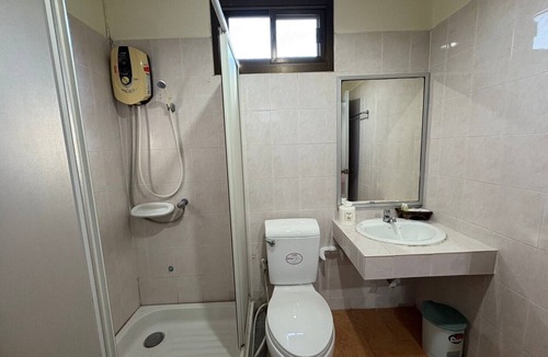 Photharam Hotel | Cabbages & Condoms Hotel Ratchaburi